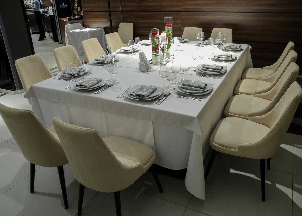 Hotel Ideo Lux Ni Екстериор снимка